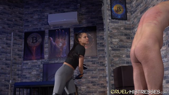 Poster: CRUELAMAZONS Whipping - Lauras strict strokes