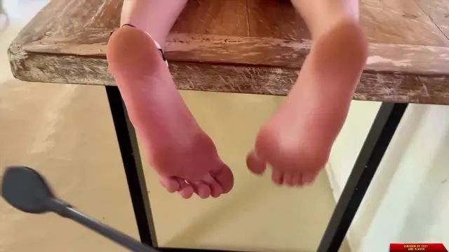 Poster: KINGDOM OF FEET AND SLAVES: dominant lesbian mistress - deep throat in action