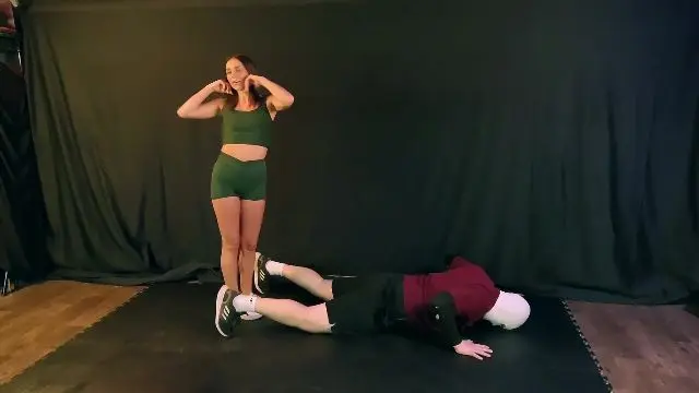 Poster: Paulina's Palace: femdom ballbusting cbt - Ballbusting Workout Plan