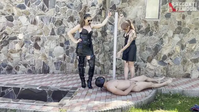 Poster: Racconti Femdom: barefoot trampling - [FULL VERSION] GARDENER GETS TRAMPLED - HIGH HEELS, TRAMPLING