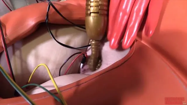 Poster: SERIOUSIMAGES kinky lezdom - Good Nurse Training